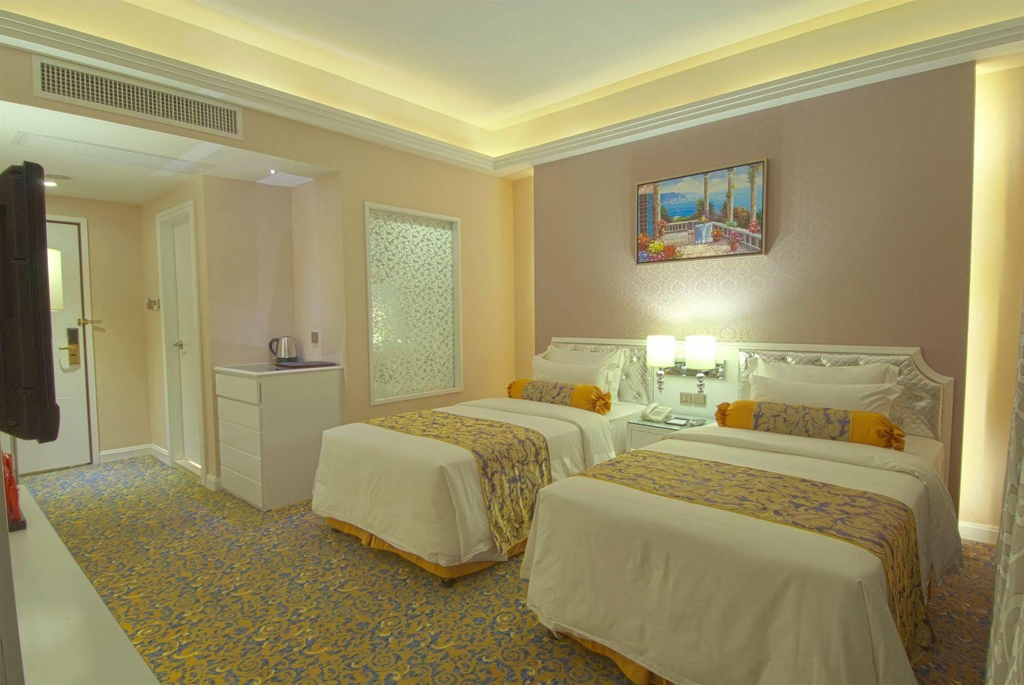 Hotel Metropole Macau Exterior photo